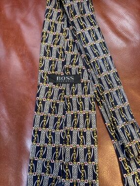 Vintage Hugo Boss tie in eclectic pattern.